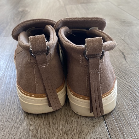 Tom’s Paxton Tan Suede Sneaker Slip-on Bootie Shoe - Picture 3 of 10